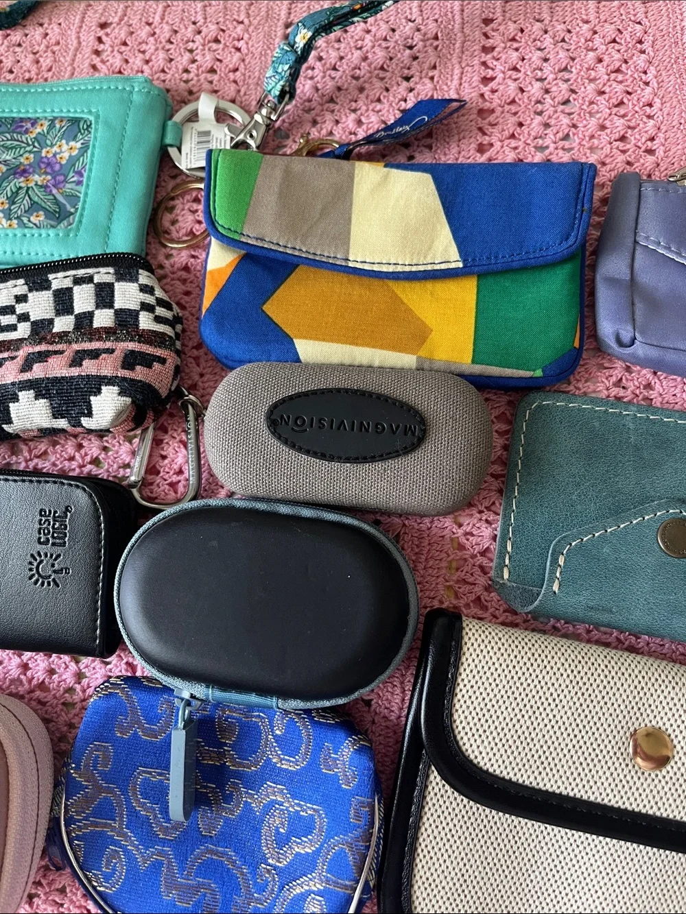 Source Unknown Pink, Black, Blue & Green Accessory Pouch Lot